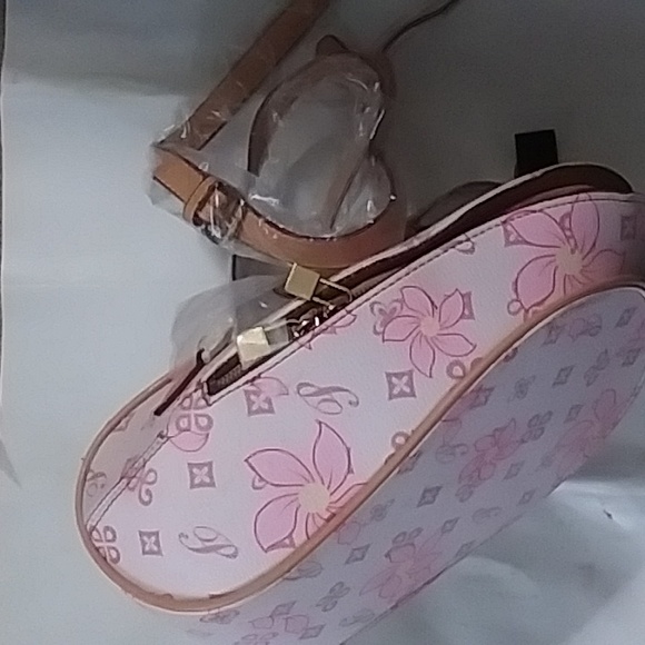 P backpack - Picture 2 of 8